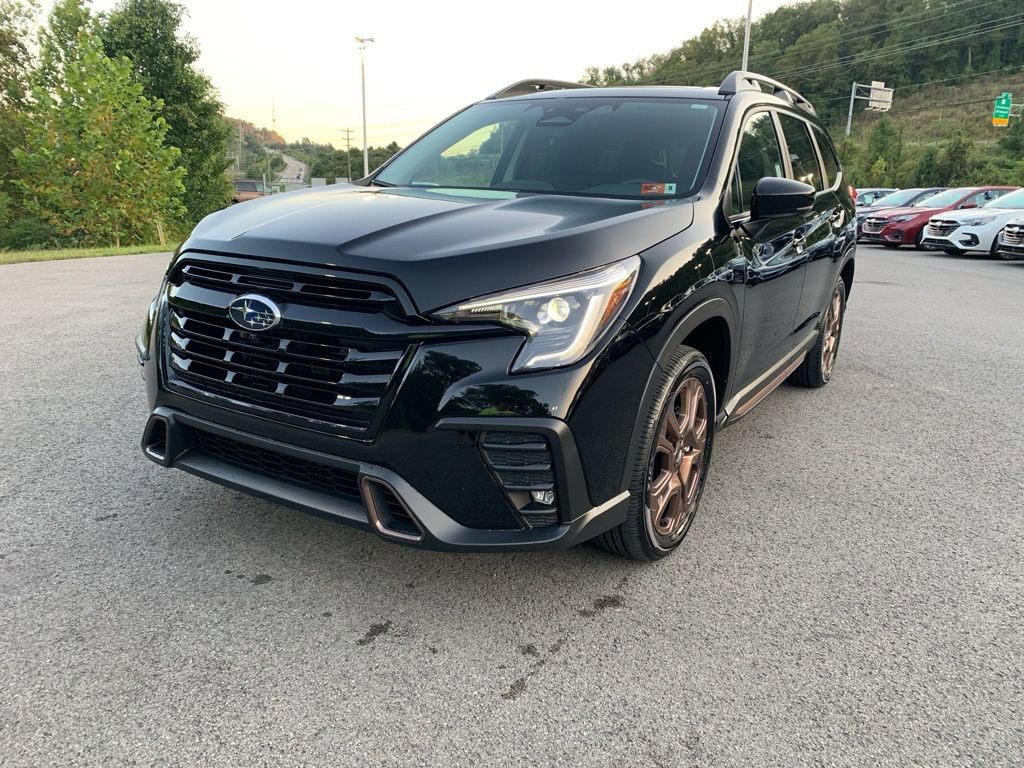 New 2025 Subaru Ascent Bronze Edition image 2