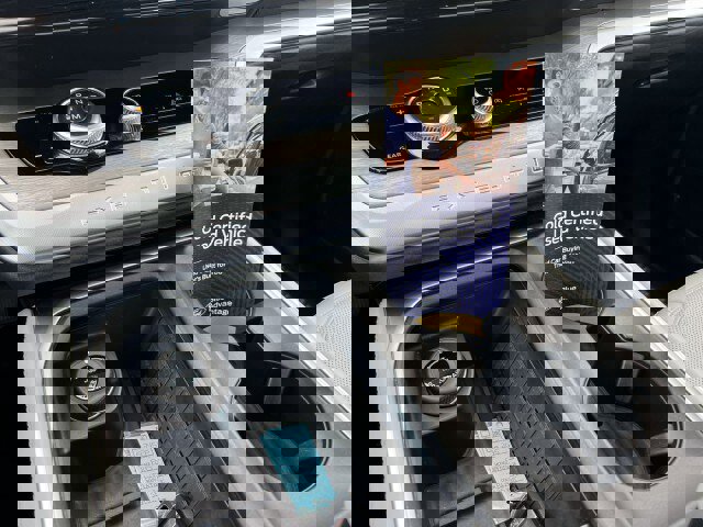 Certified 2025 Ford Expedition Max Platinum image 14