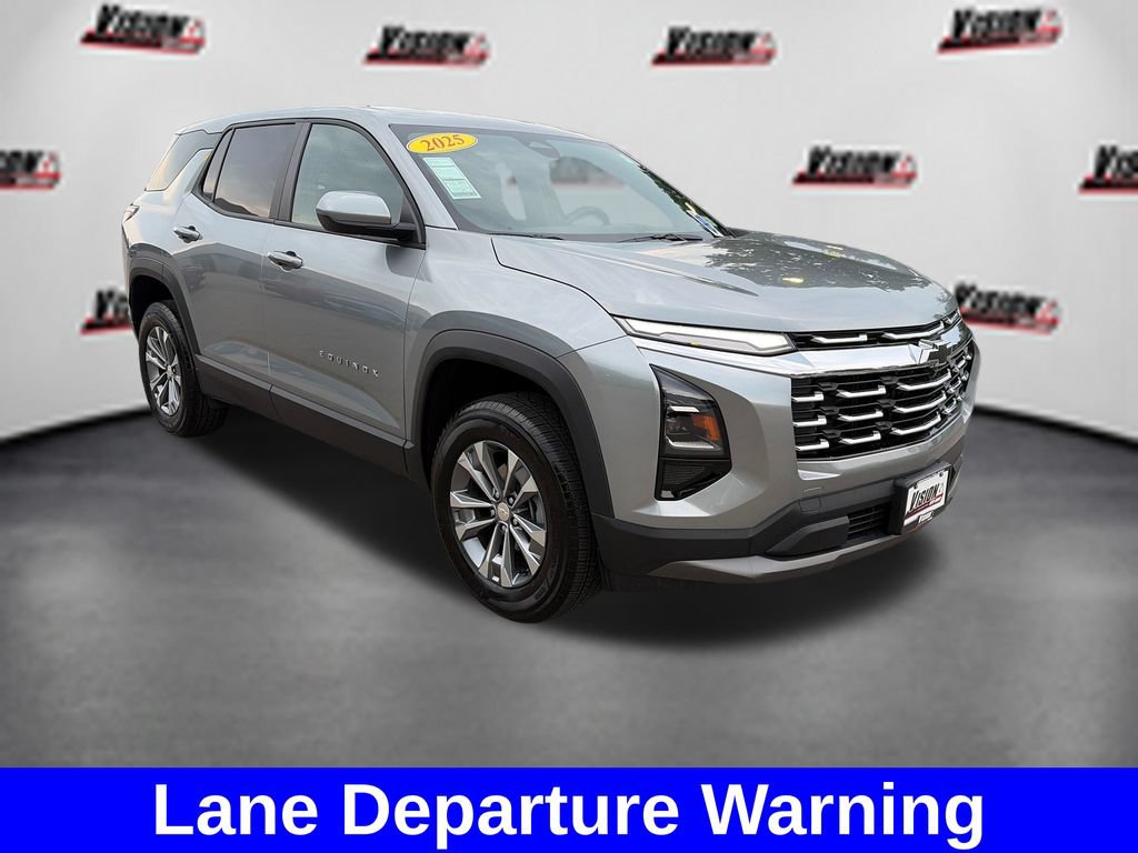 Used 2025 Chevrolet Equinox LT FWD image 3