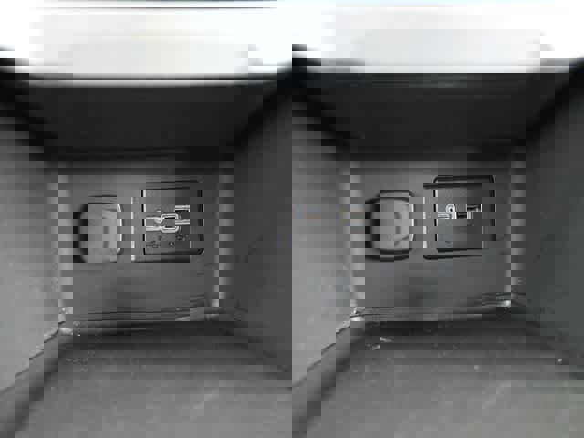 Used 2023 GMC Acadia SLE image 20