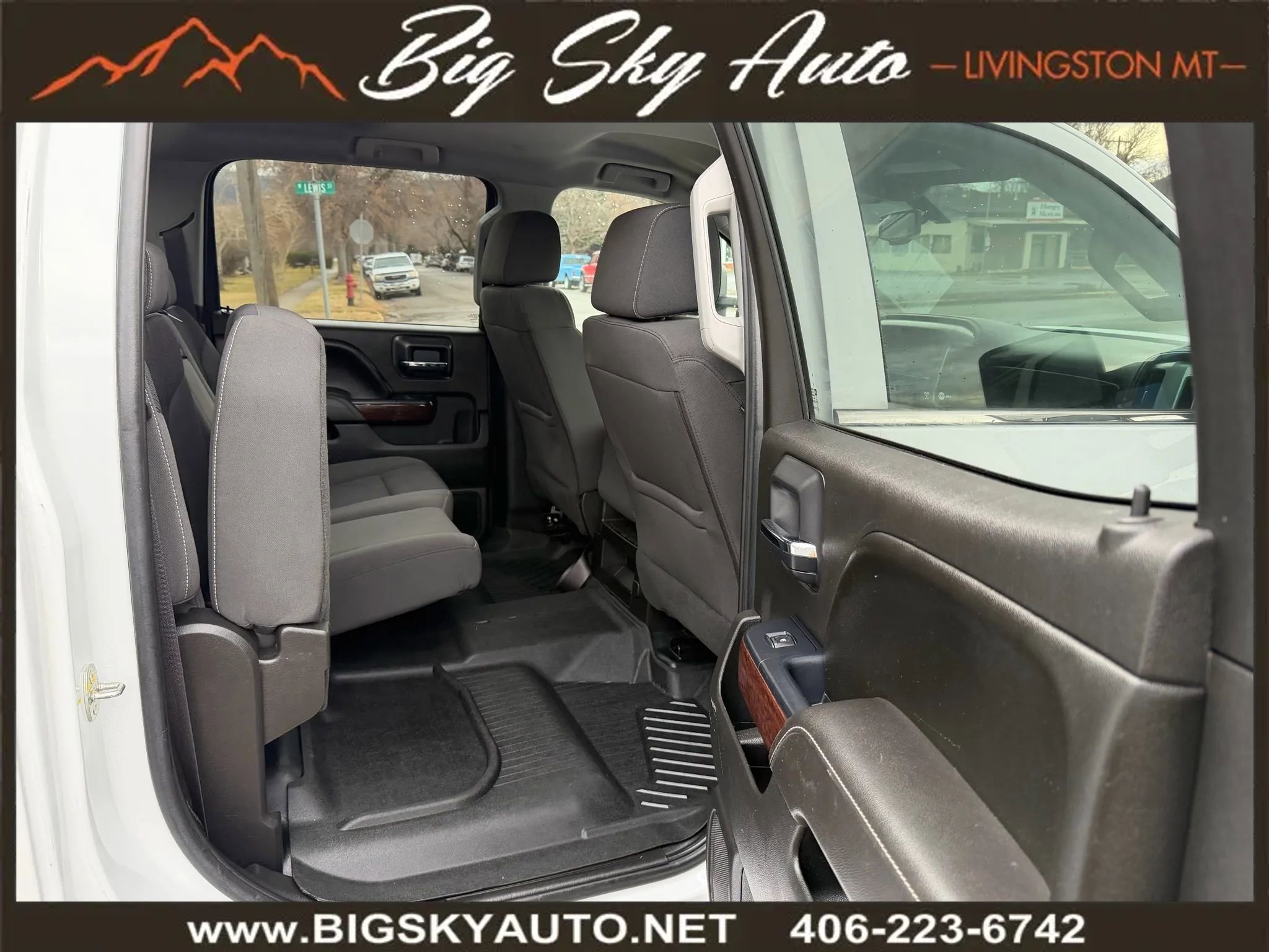 Used 2017 GMC Sierra 2500 SLE image 25