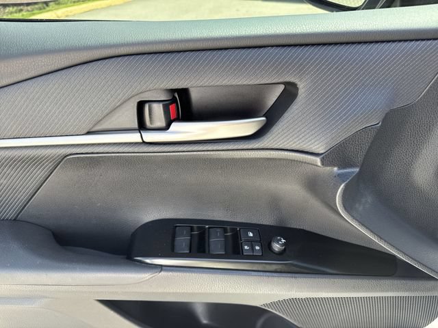 Used 2026 Toyota Camry SE w/ Convenience Package FWD image 22