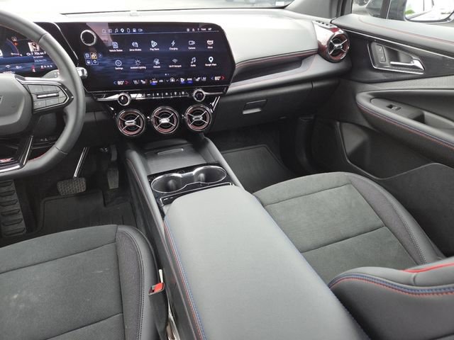 Certified 2025 Chevrolet Blazer EV RS AWD/4WD image 31