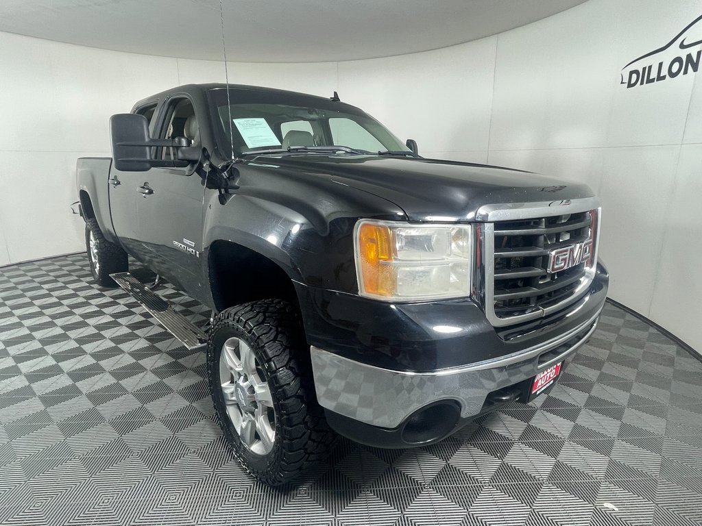 Used 2009 GMC Sierra 2500 SLT w/ SLT Convenience Package image 9