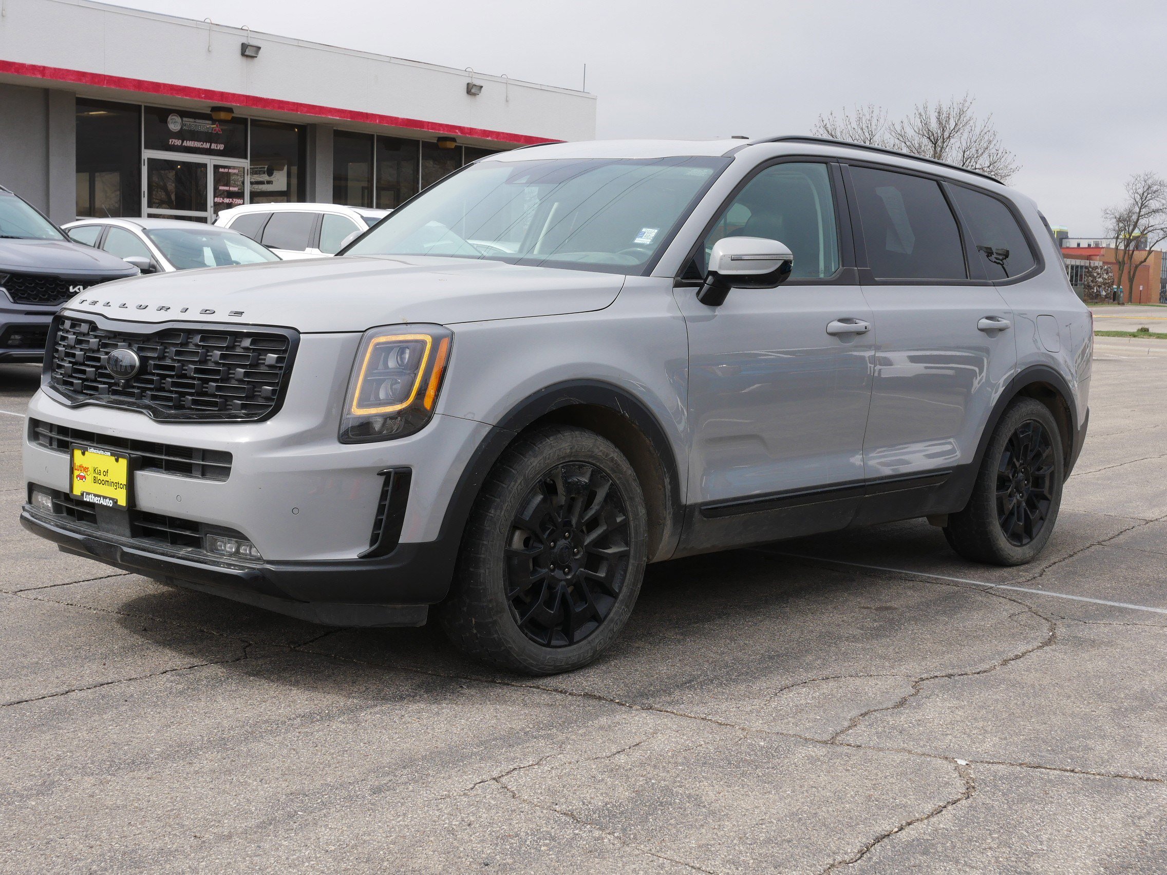 Used 2021 Kia Telluride SX w/ SX Prestige Package image 2