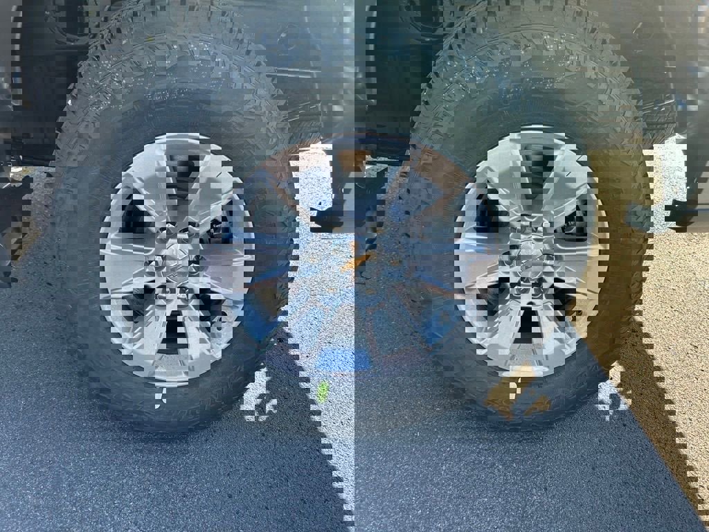 New 2026 Chevrolet Silverado 1500 W/T image 28