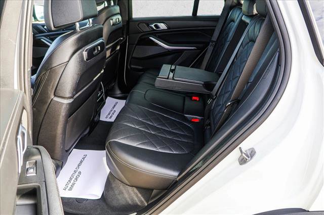Used 2024 BMW X5 xDrive50e image 22