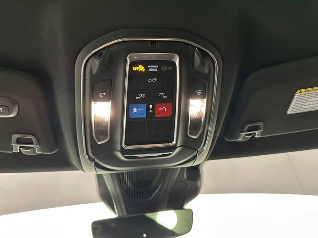 Used 2024 Dodge Charger R/T w/ Plus Group image 25