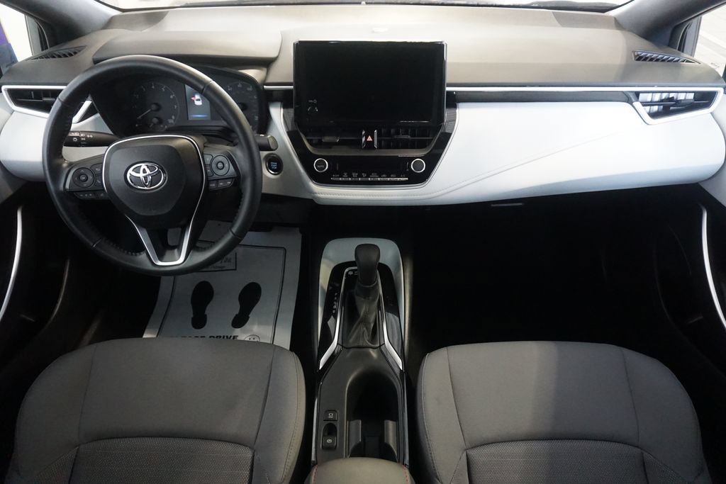 Used 2023 Toyota Corolla SE FWD image 25