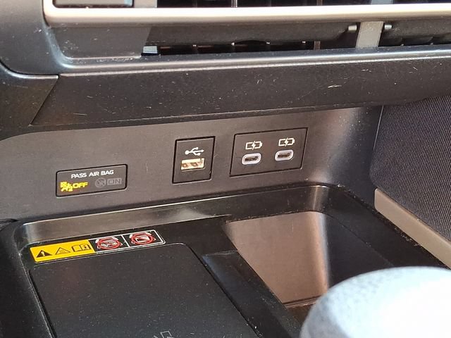 Used 2025 Toyota Camry LE FWD image 24
