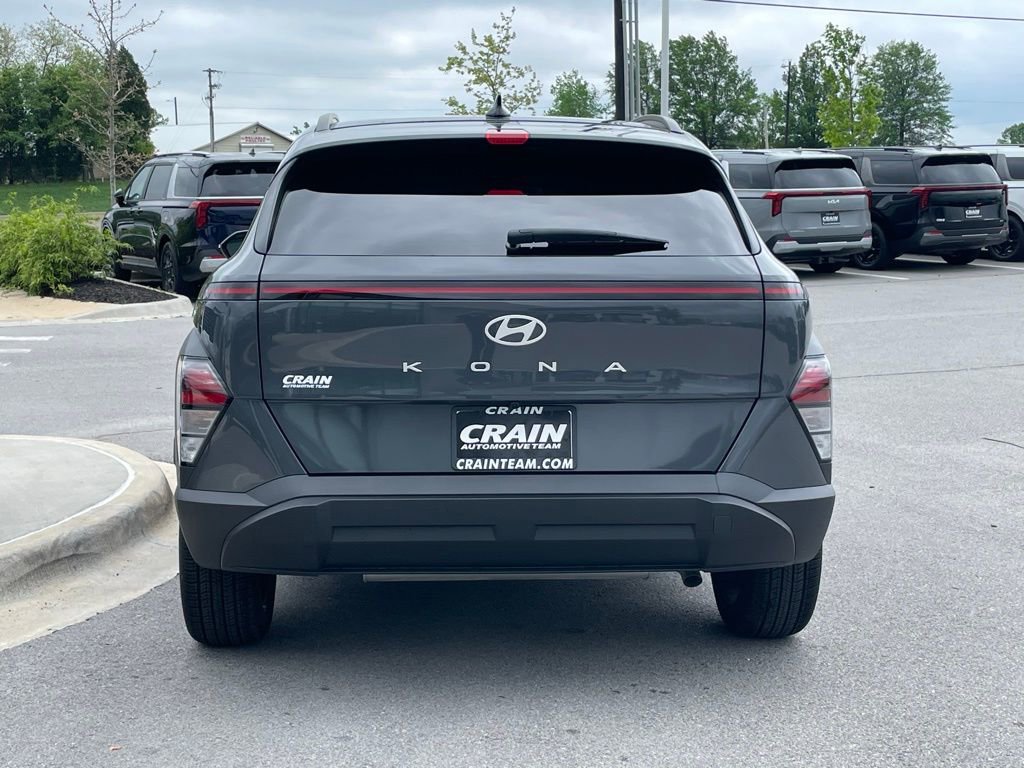 Used 2025 Hyundai Kona SEL FWD image 6