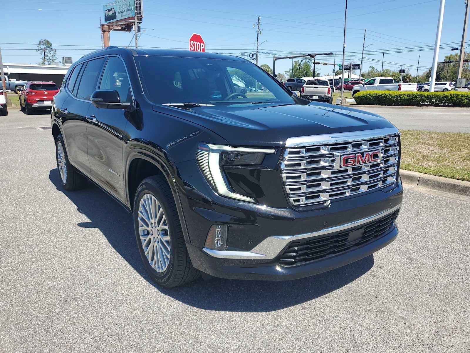 New 2026 GMC Acadia Denali w/ Super Cruise Package FWD image 8