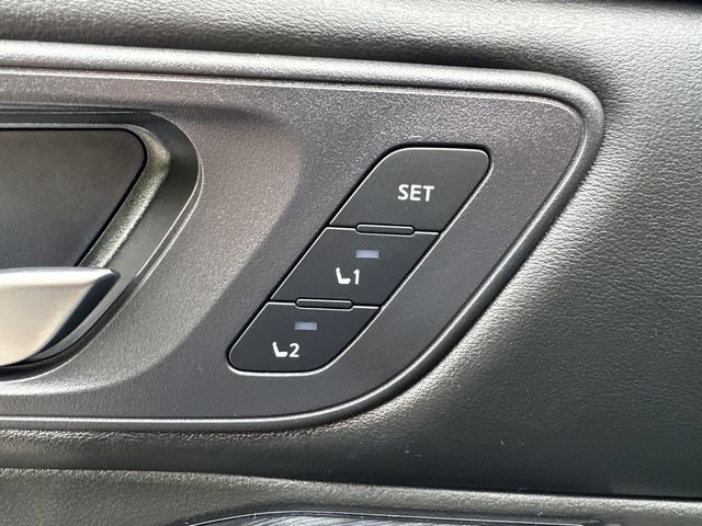 Used 2023 Nissan Rogue SL AWD/4WD image 27