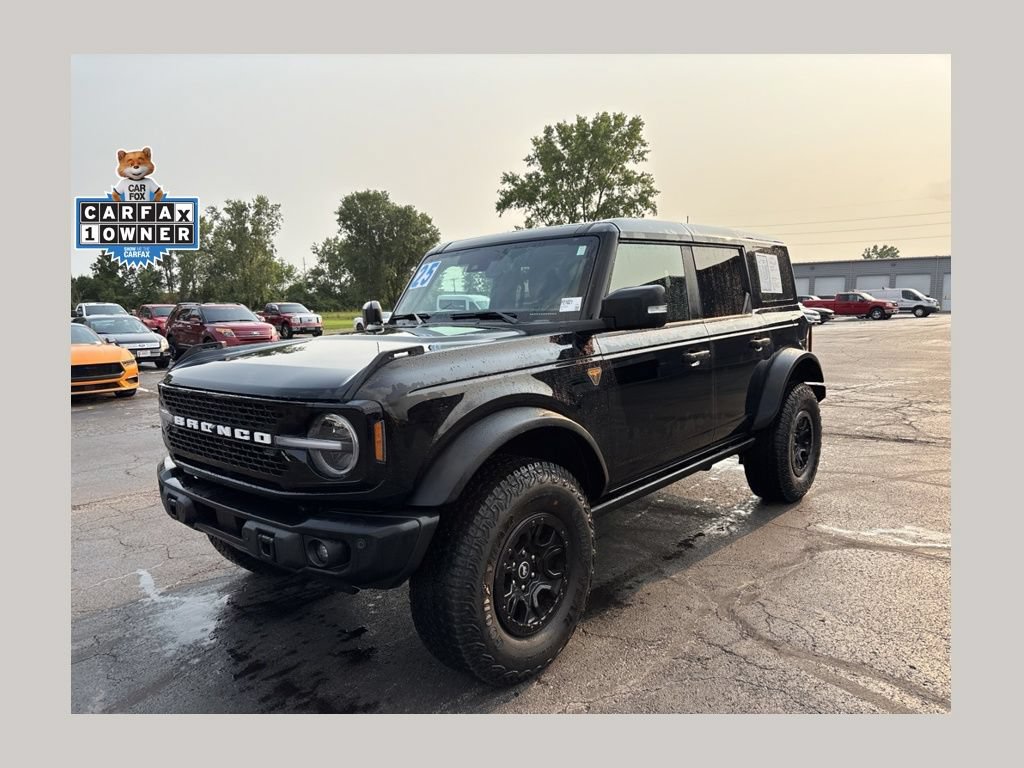 Used 2025 Ford Bronco Badlands AWD/4WD image 1