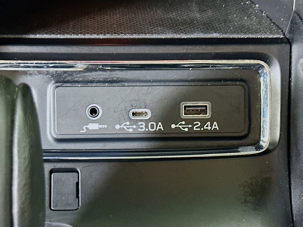 Used 2023 Subaru Ascent Limited w/ Technology Package image 31