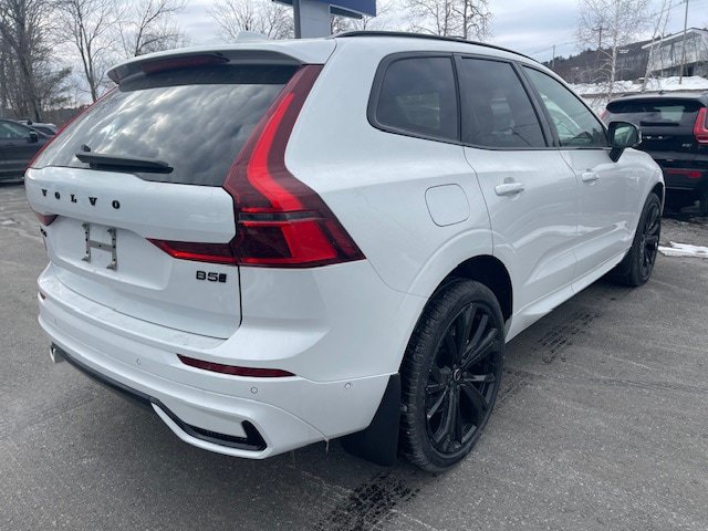 New 2026 Volvo XC60 B5 Ultra w/ Climate Package AWD/4WD image 3