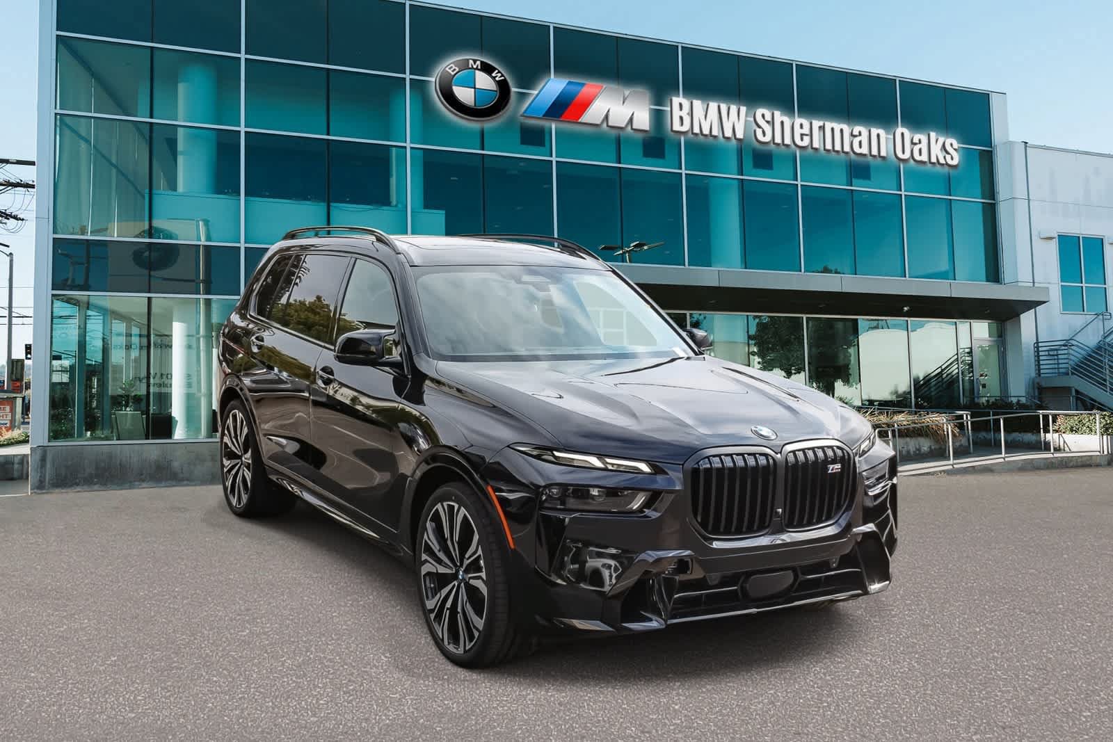 New 2027 BMW X7 M60i AWD/4WD image 3