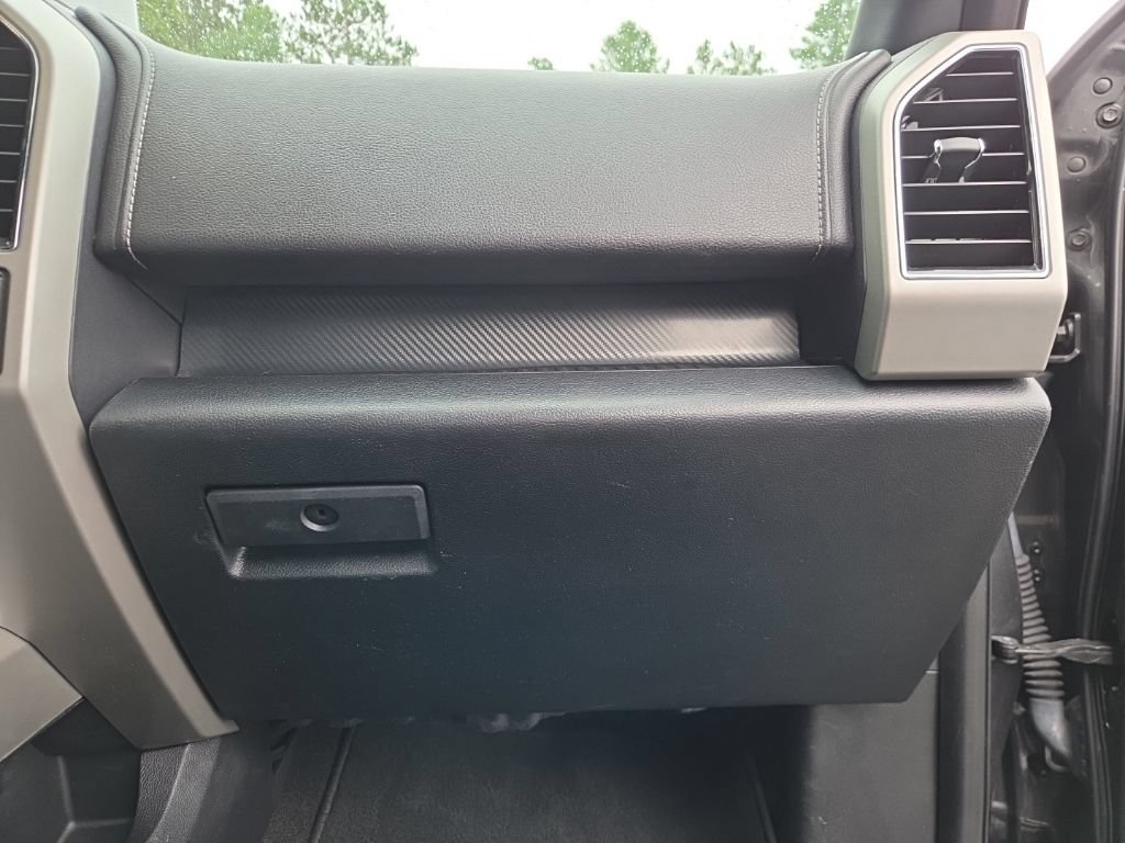 Used 2020 Ford F150 Lariat AWD/4WD image 39