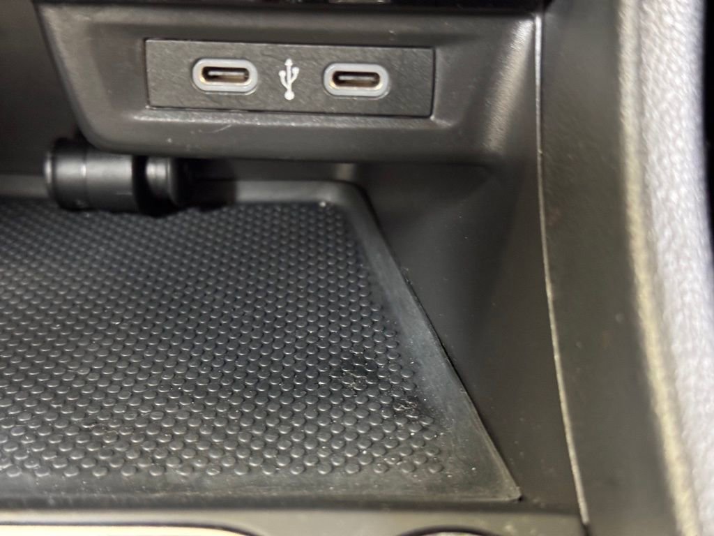 Used 2025 Volkswagen Jetta S image 34