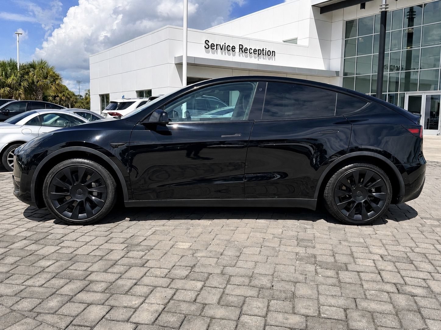 Used 2021 Tesla Model Y 2WD image 12
