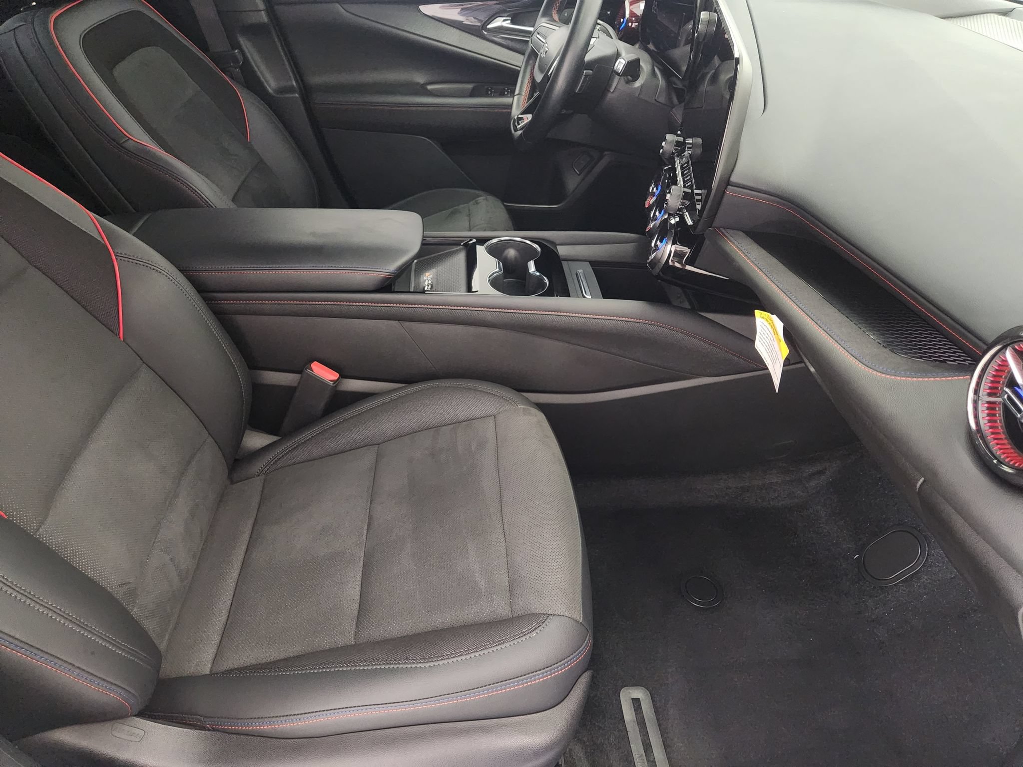 Used 2024 Chevrolet Blazer EV RS AWD/4WD image 13