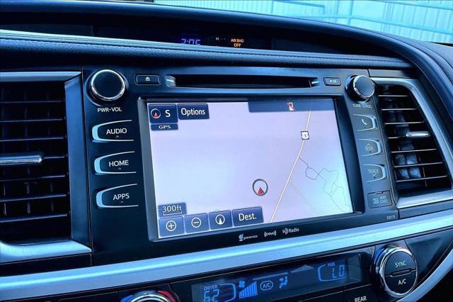 Certified 2018 Toyota Highlander XLE image 32