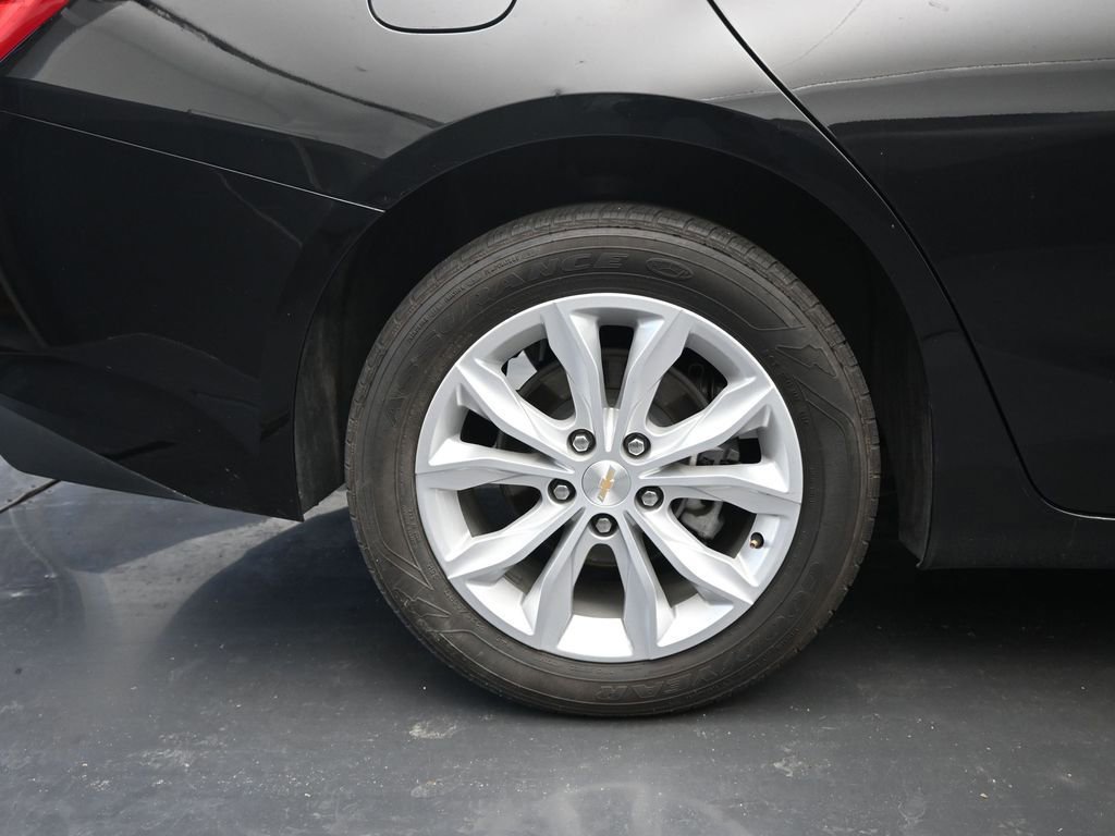 Used 2024 Chevrolet Malibu LT image 9