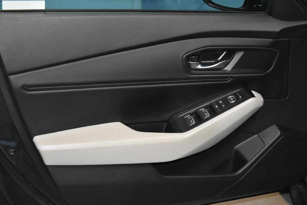 Used 2024 Honda Accord EX image 4