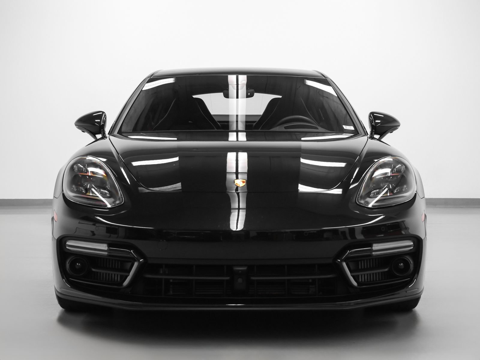 Certified 2023 Porsche Panamera GTS AWD/4WD image 8
