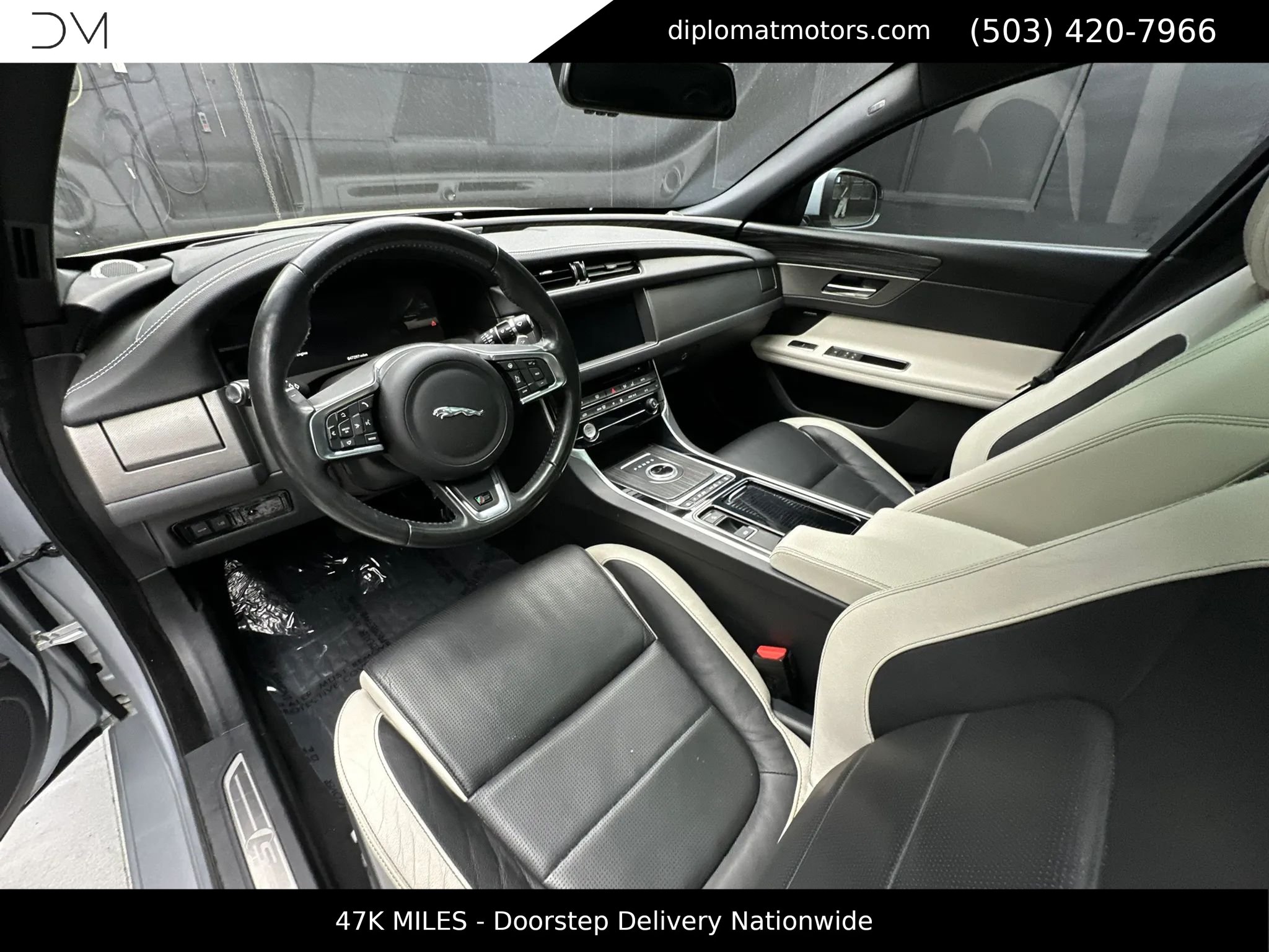 Used 2018 Jaguar XF S RWD image 17