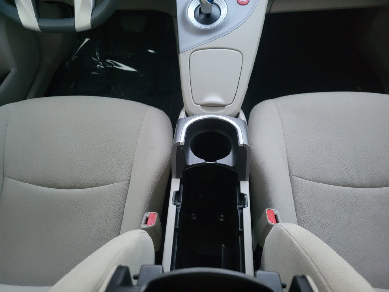 Used 2014 Toyota Prius Two FWD image 22