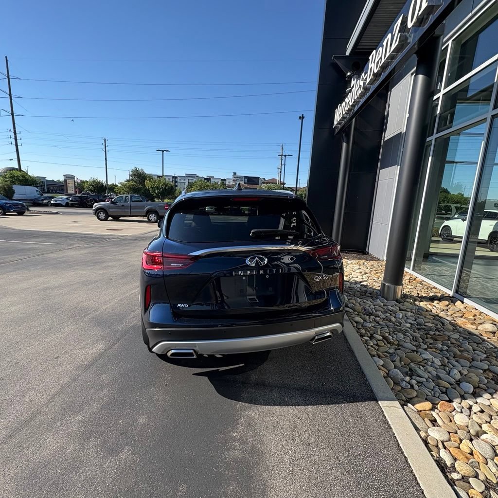 Used 2024 INFINITI QX50 Luxe AWD/4WD image 7