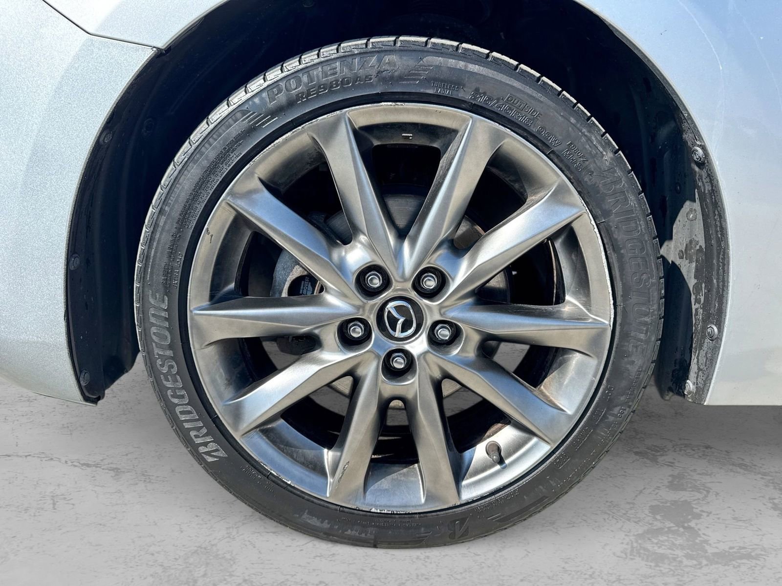 Used 2018 MAZDA MAZDA3 Touring image 13