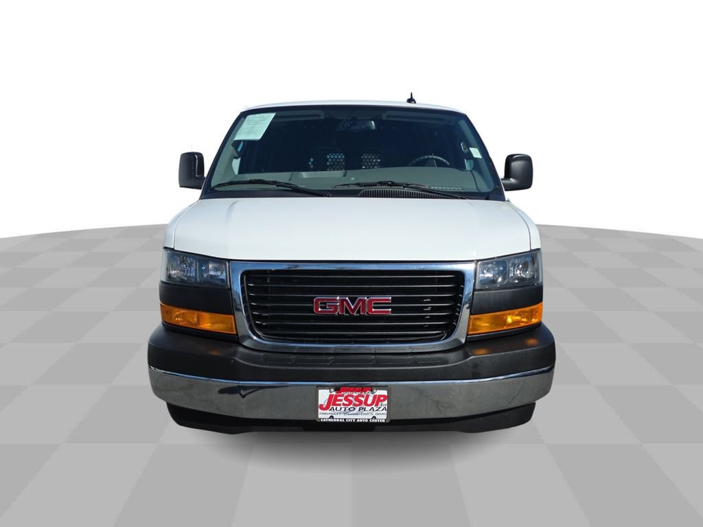 Used 2024 GMC Savana 2500 w/ Driver Convenience Package RWD image 3