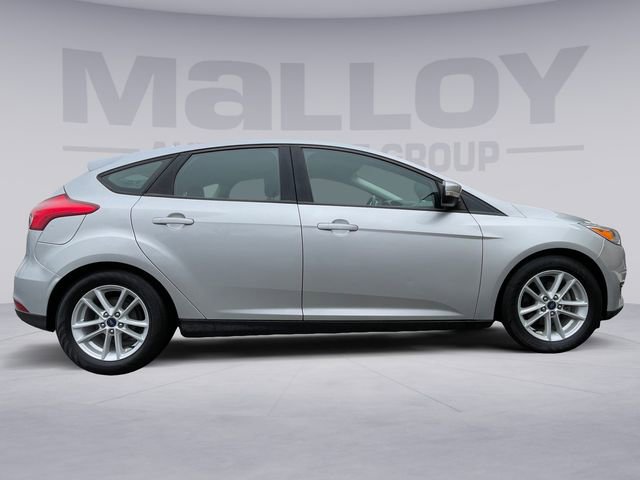 Used 2018 Ford Focus SE w/ Cold Weather Package image 6