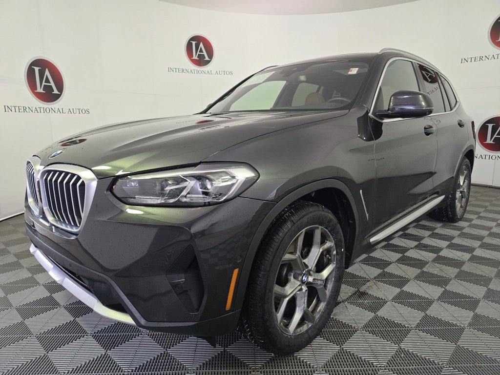 Used 2023 BMW X3 xDrive30i w/ Premium Package image 5