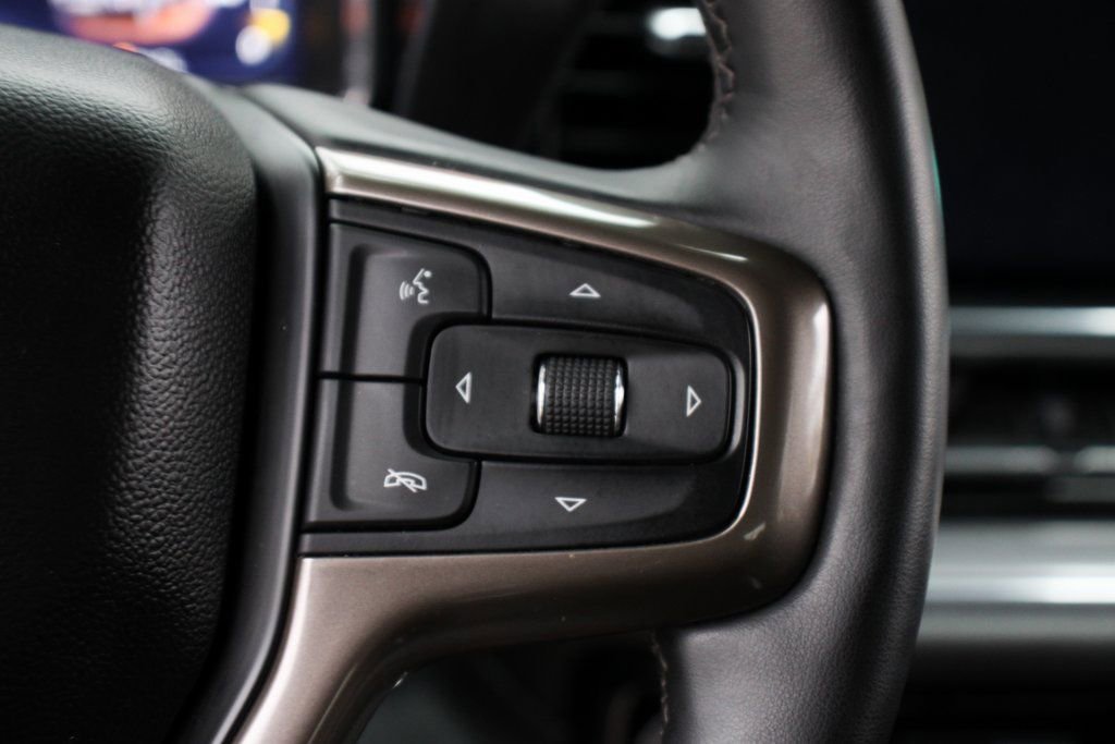 Used 2024 Chevrolet Silverado 2500 High Country w/ Technology Package image 27