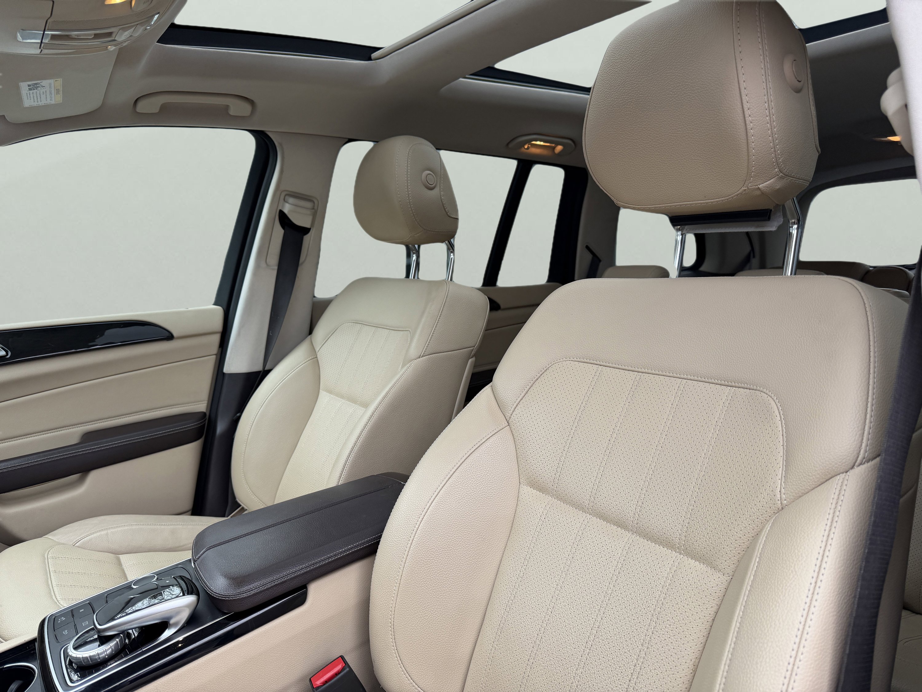 Used 2018 Mercedes-Benz GLS 450 4MATIC w/ Premium Package image 19