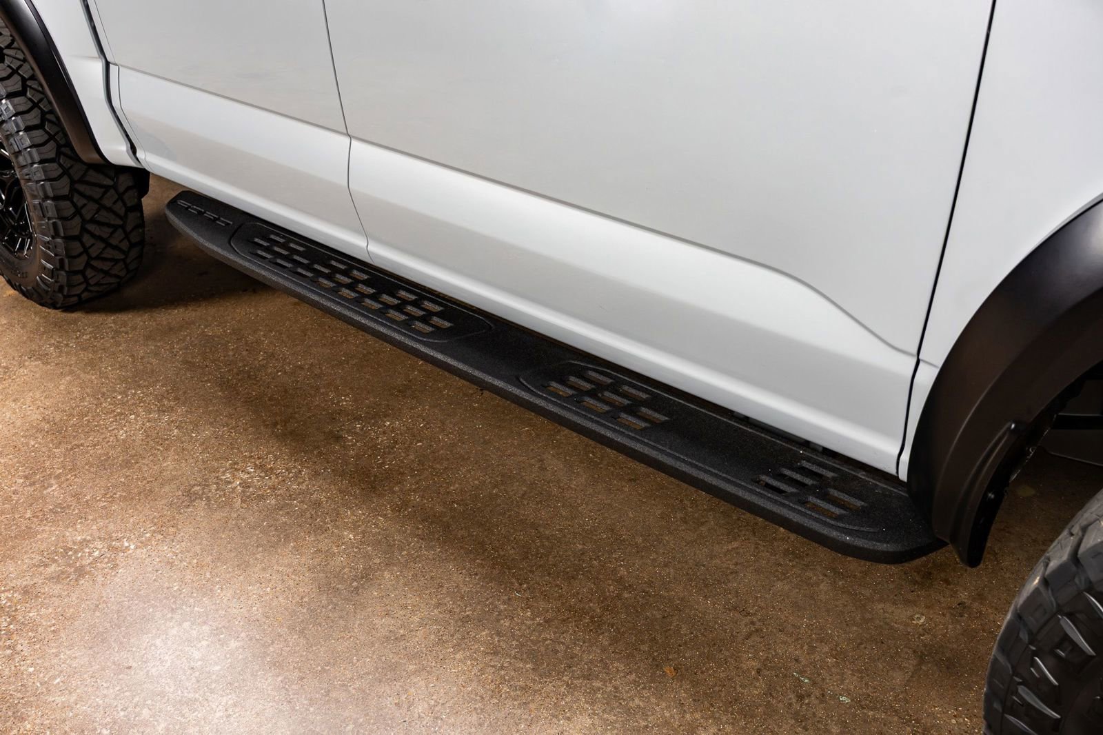 Used 2025 Ford F150 Raptor image 13