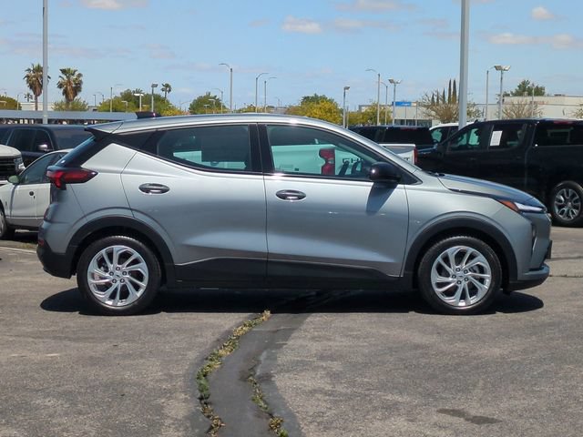 New 2027 Chevrolet Bolt LT w/ Comfort Package FWD image 9