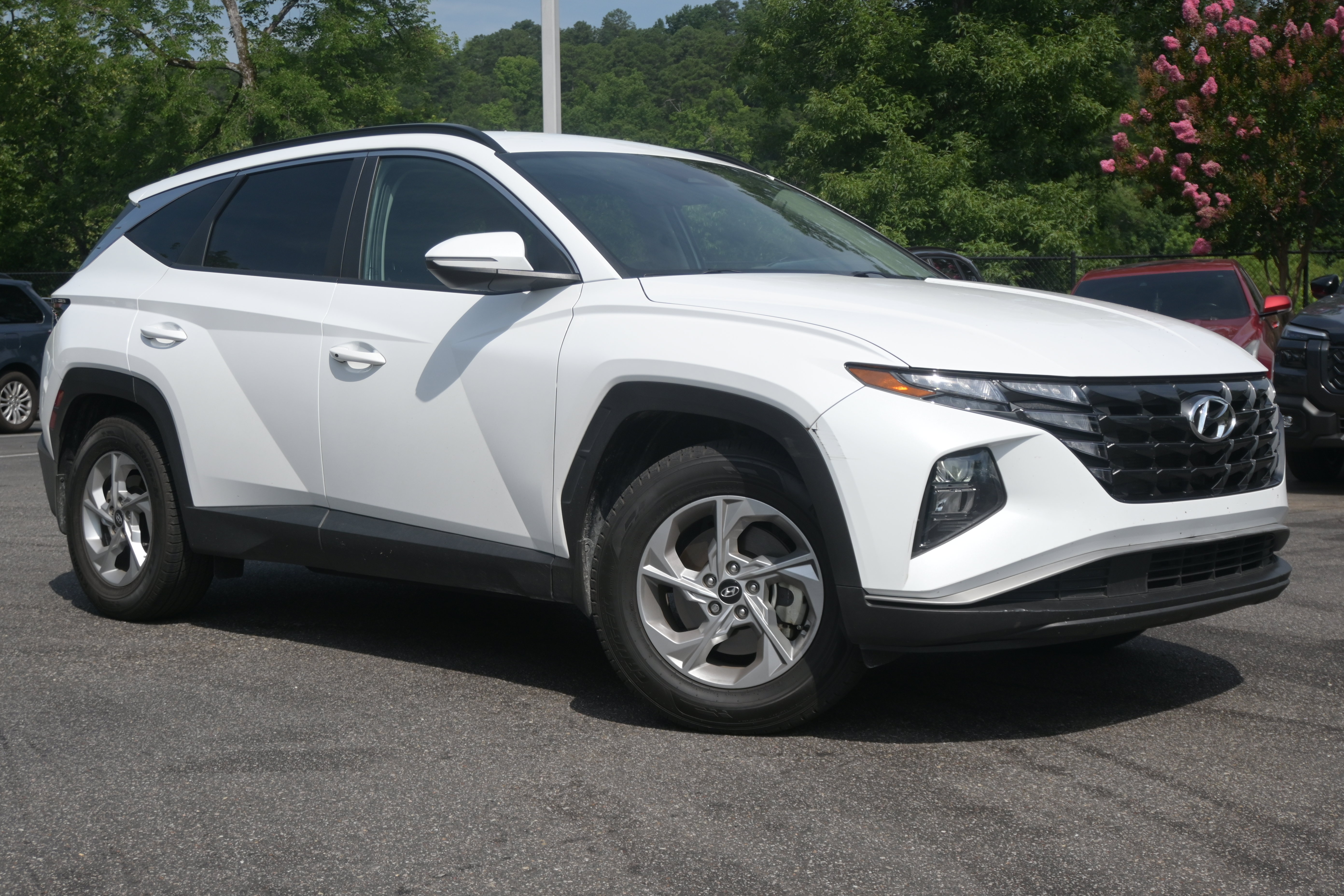 Used 2022 Hyundai Tucson SEL FWD image 2