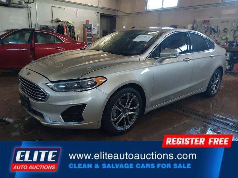 Used 2019 Ford Fusion SEL image 4