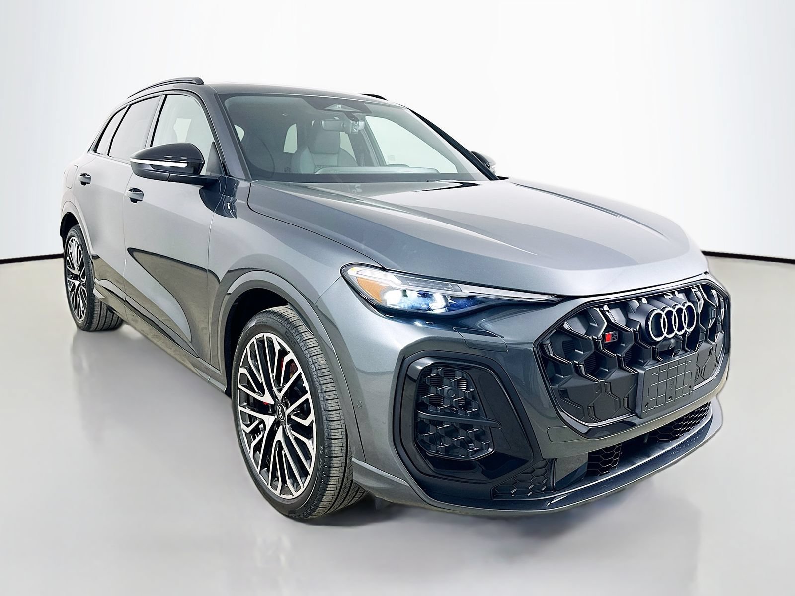 New 2026 Audi SQ5 Premium Plus AWD/4WD image 3