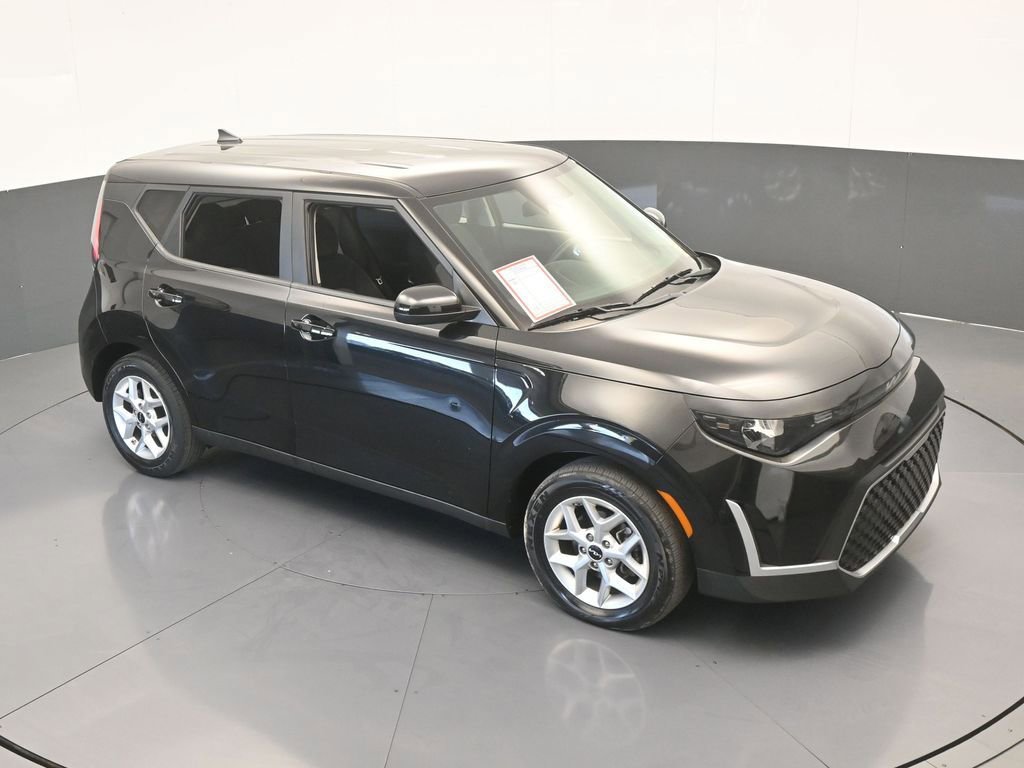 Used 2023 Kia Soul LX w/ Option Group 015 image 46
