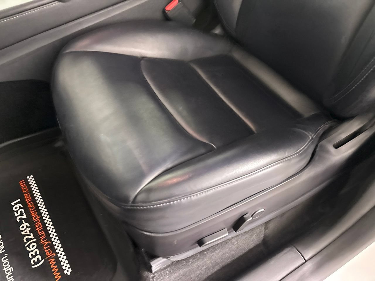 Used 2021 Tesla Model Y Long Range AWD/4WD image 8