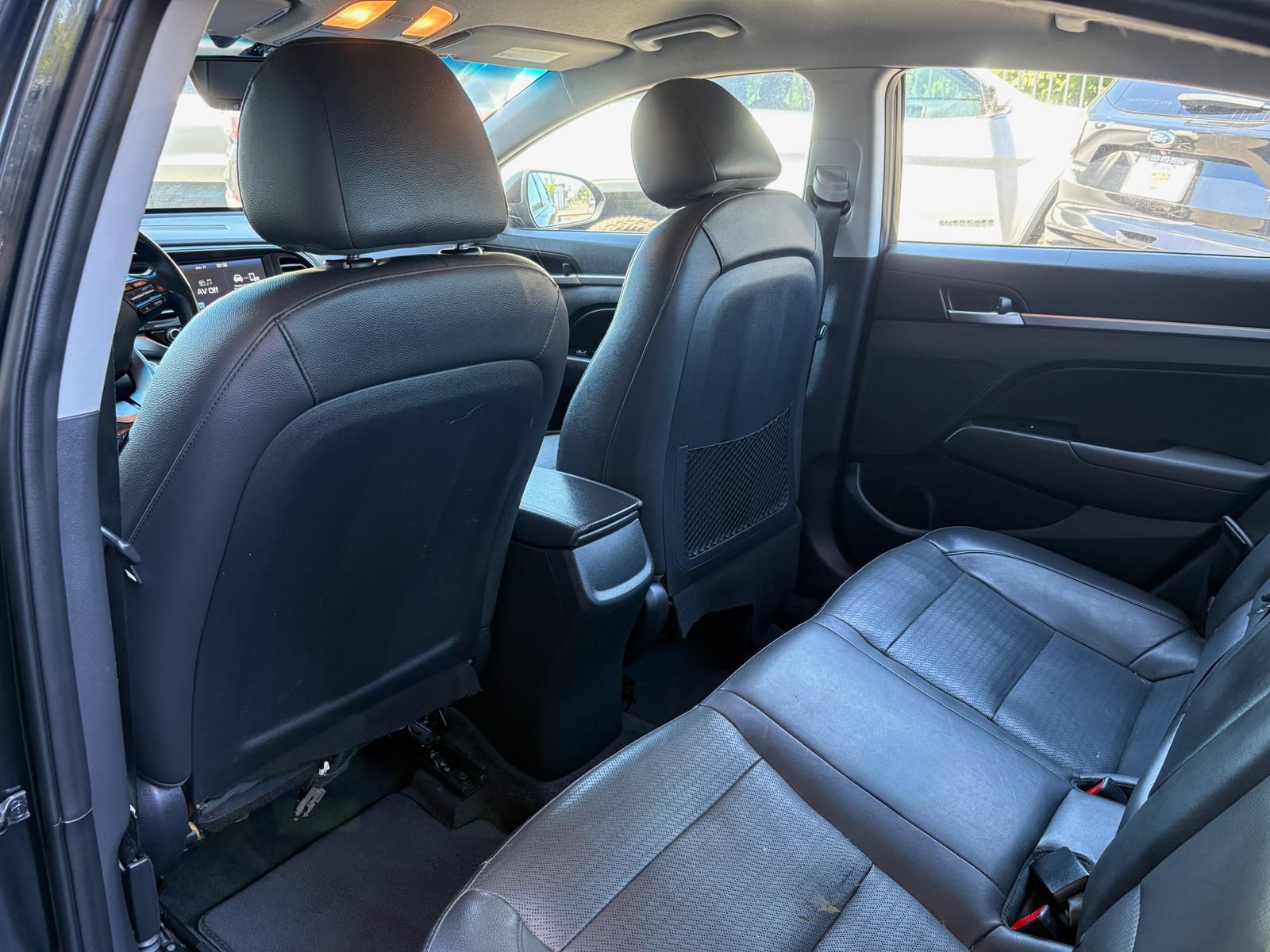 Used 2020 Hyundai Elantra Limited w/ Cargo Package (C1) FWD image 14