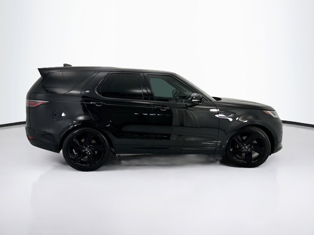 Used 2024 Land Rover Discovery Metropolitan Edition AWD/4WD image 4
