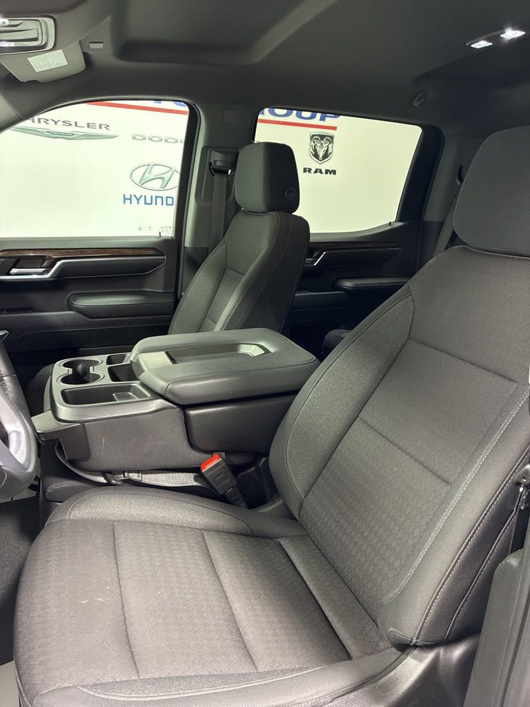 Used 2024 GMC Sierra 1500 Elevation image 8
