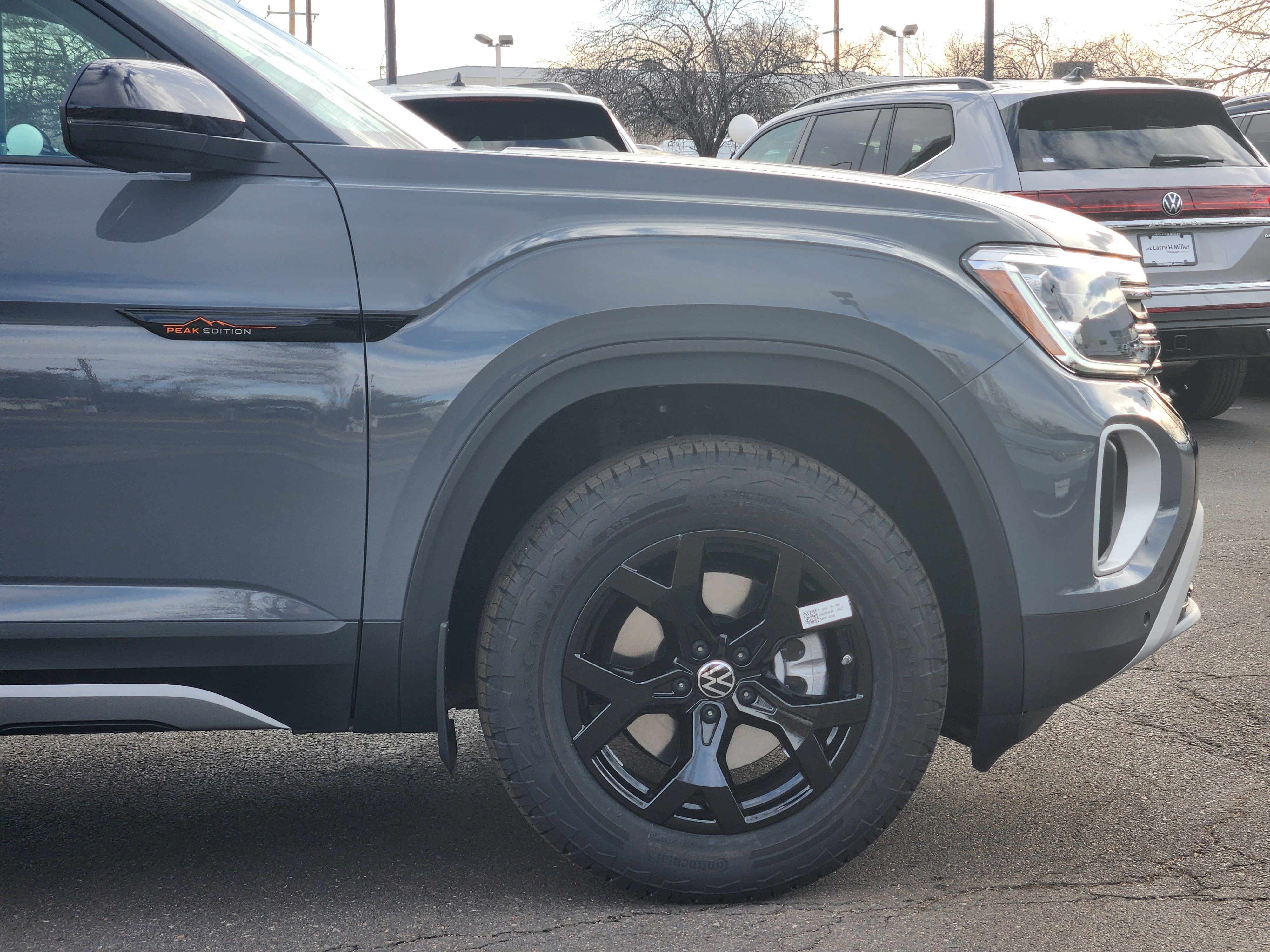 New 2026 Volkswagen Atlas Peak Edition AWD/4WD image 8