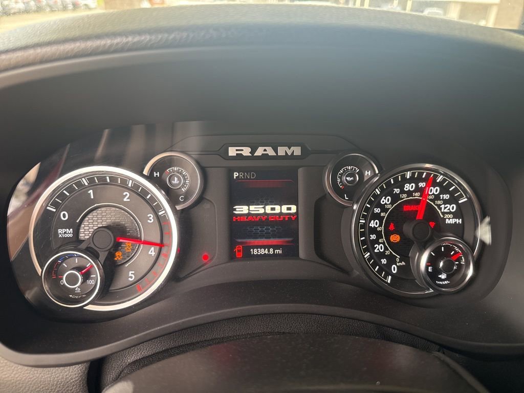 Used 2024 RAM 3500 Tradesman w/ Chrome Appearance Group image 11